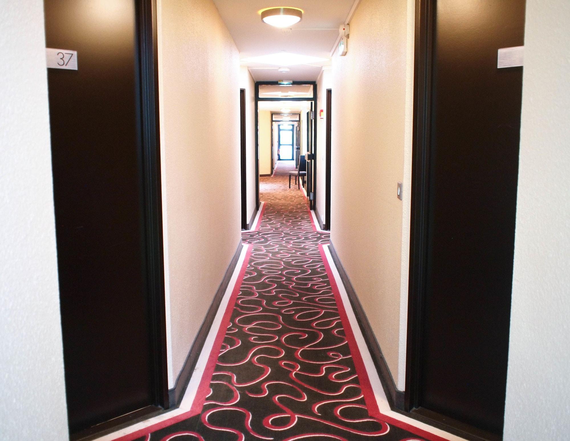 Hotel Inn Design Resto Novo Le Mans อาร์นาจ ภายนอก รูปภาพ